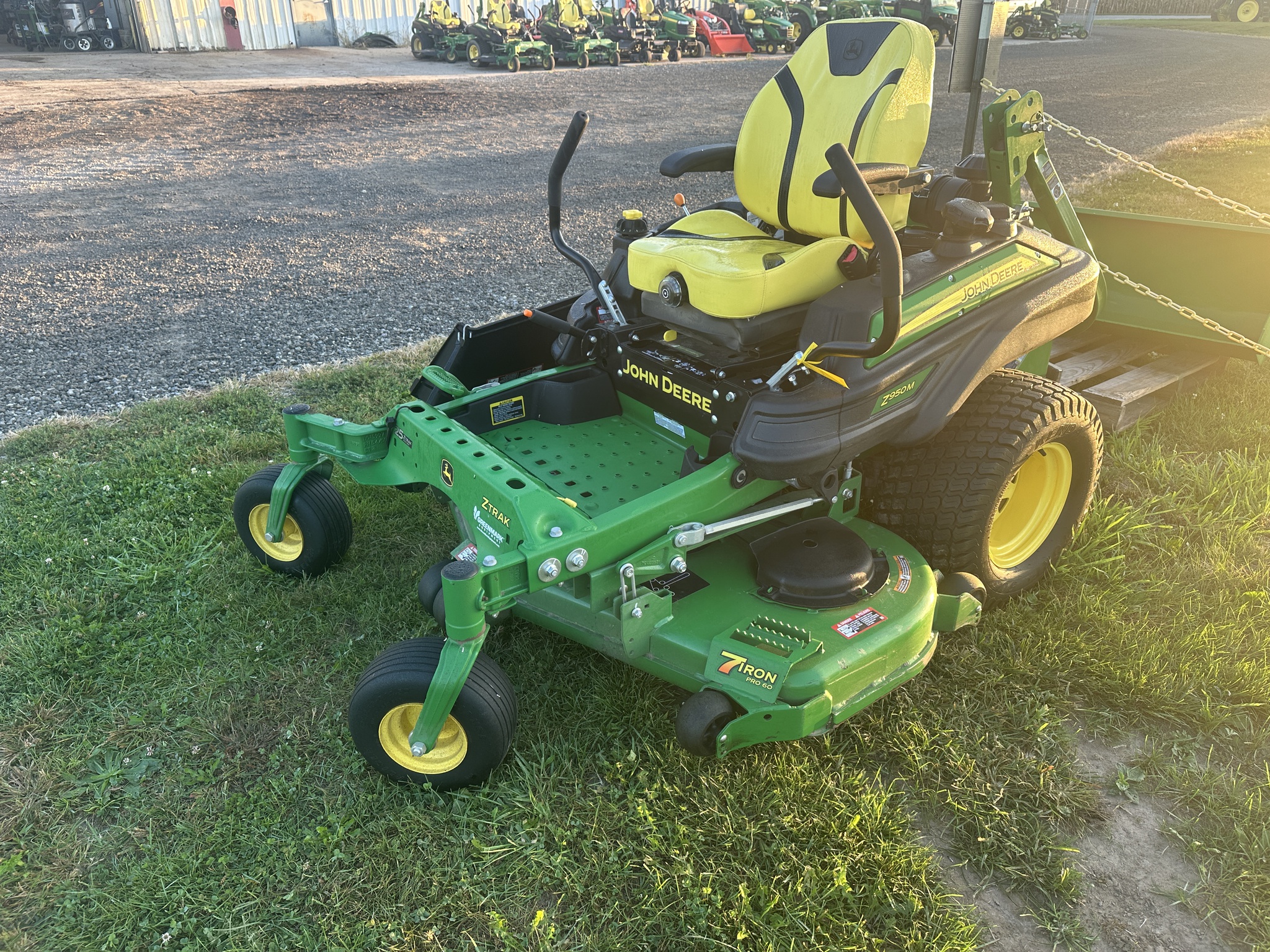 2022 John Deere Z950M Image 1