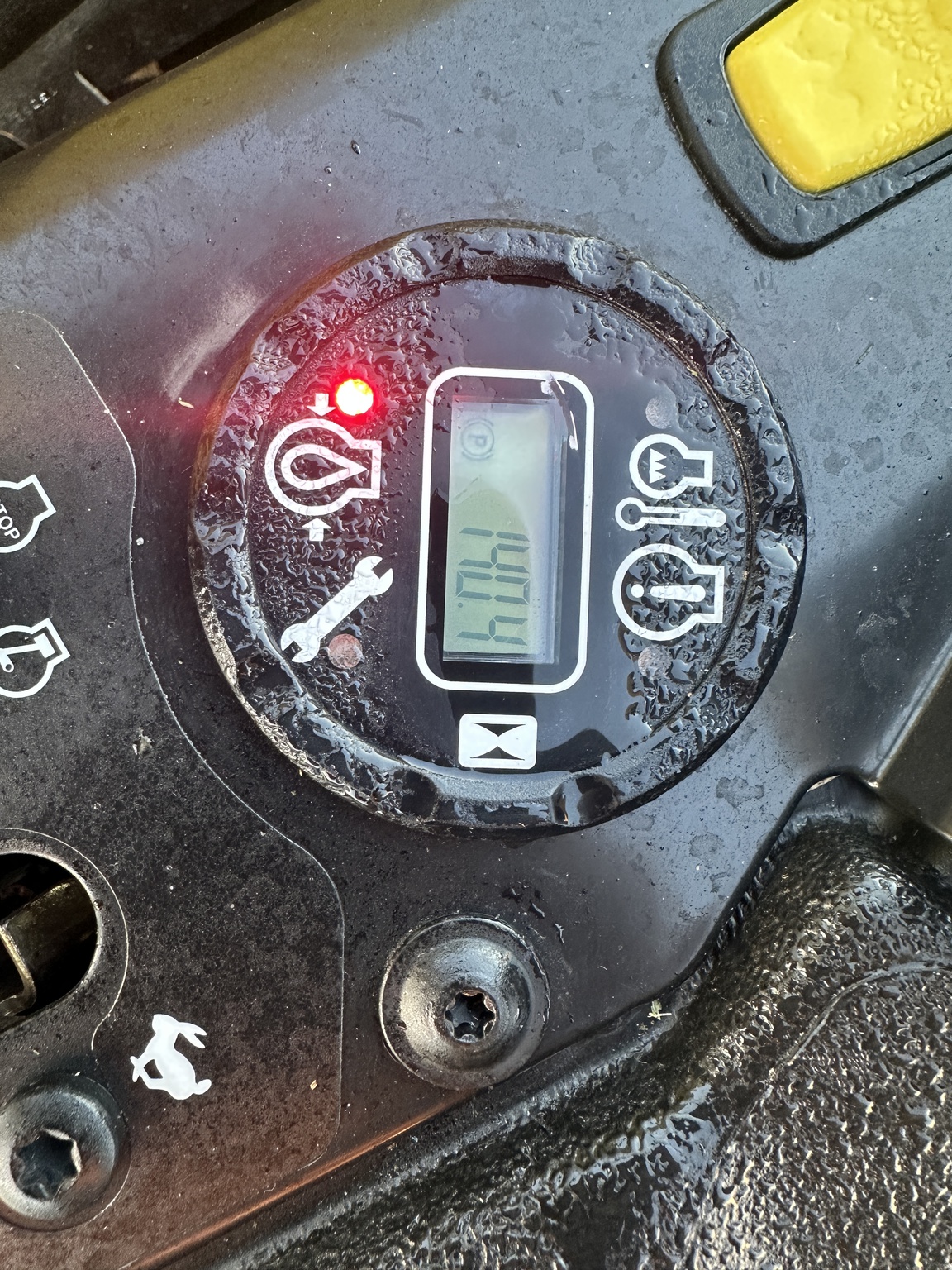 2022 John Deere Z950M Image 9