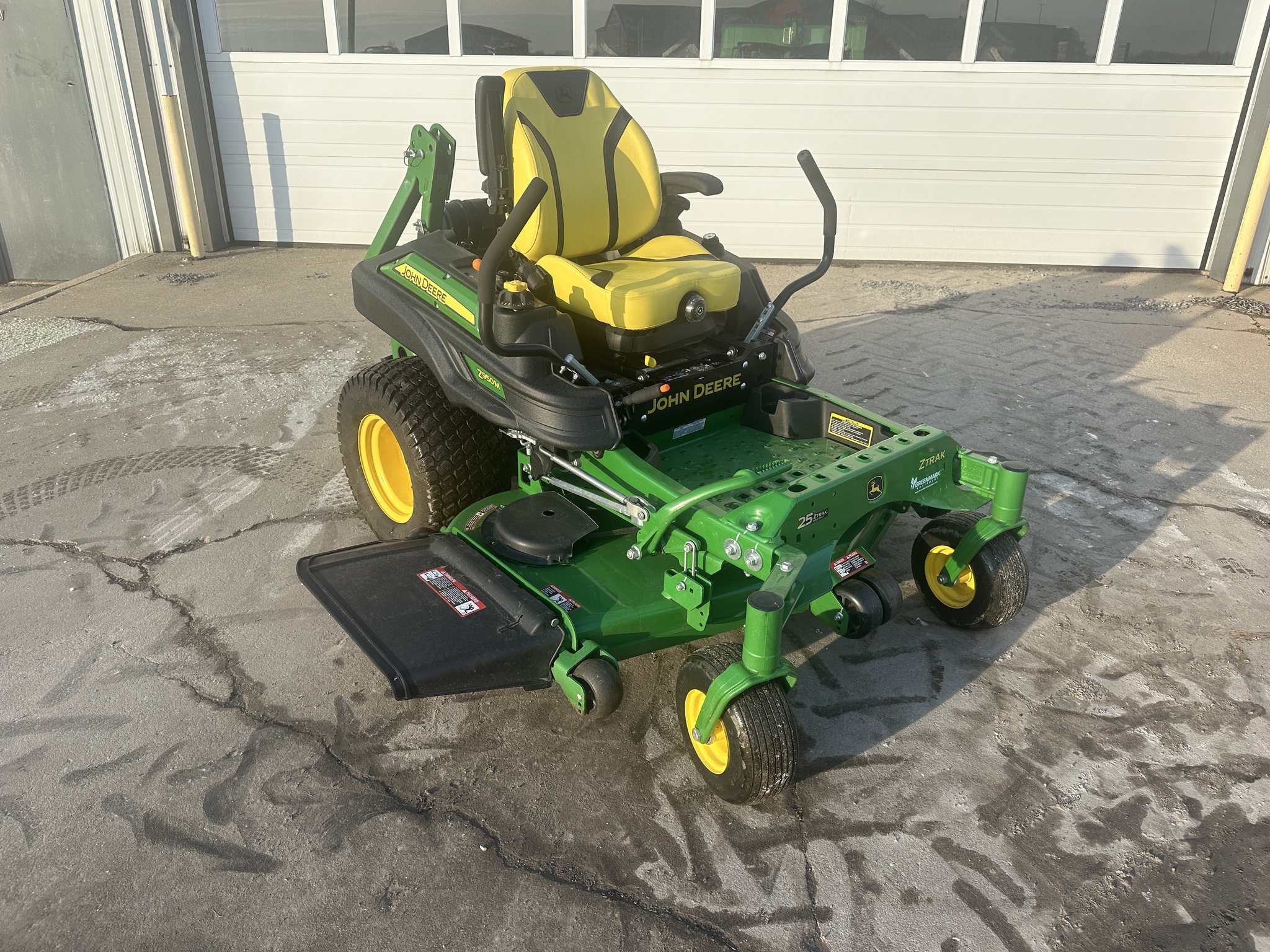 2022 John Deere Z950M Image 1