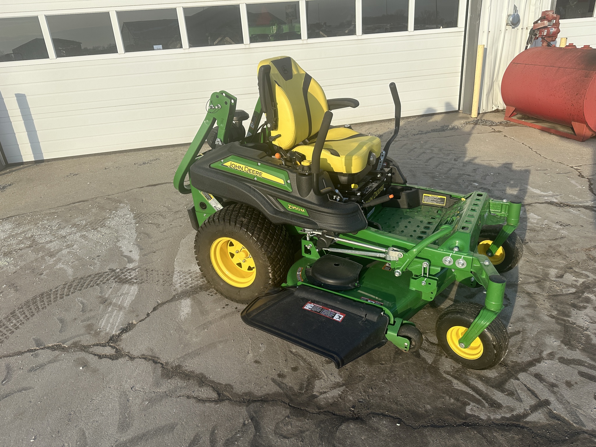 2022 John Deere Z950M Image 3