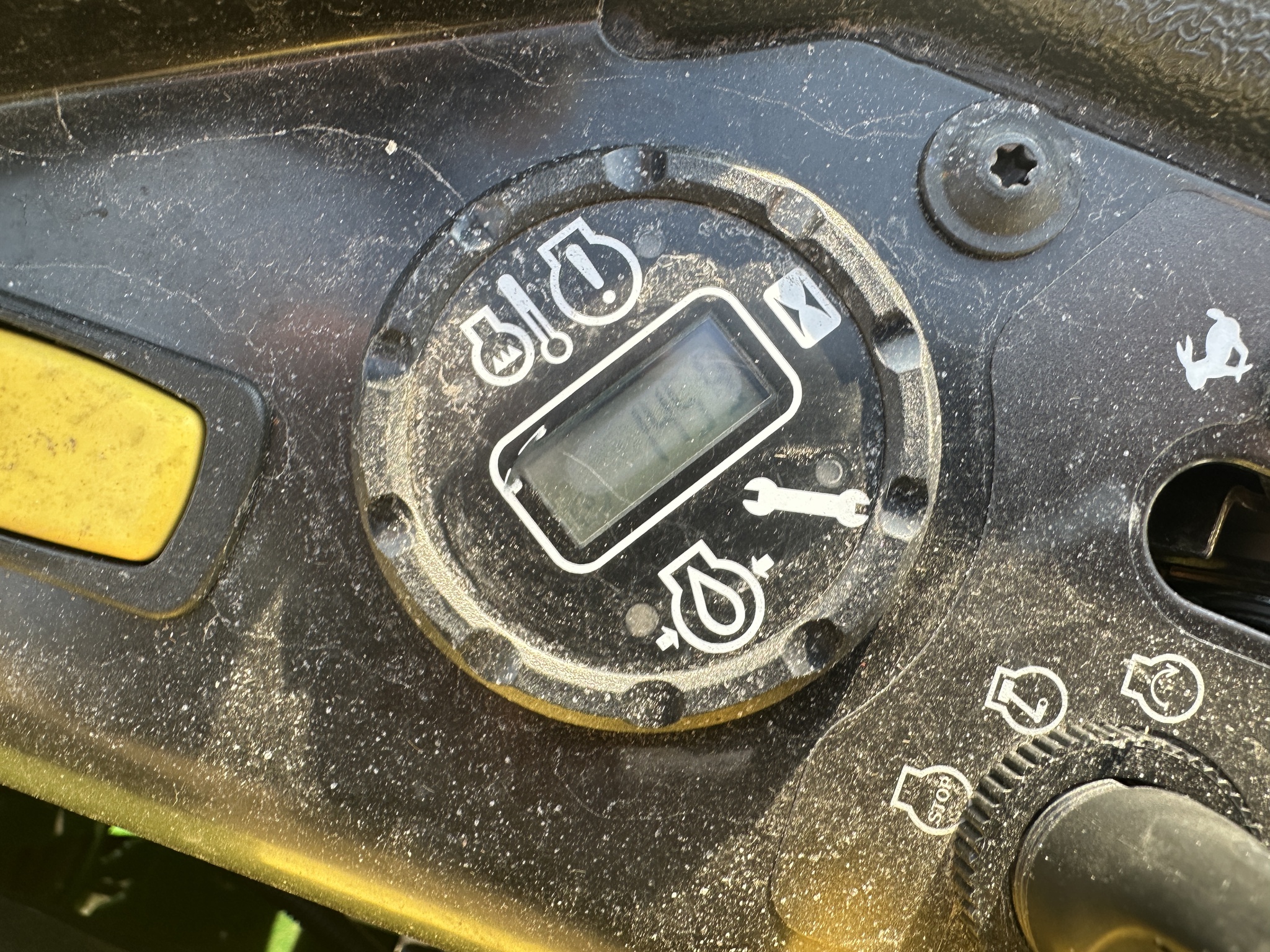 2022 John Deere Z950M Image 9