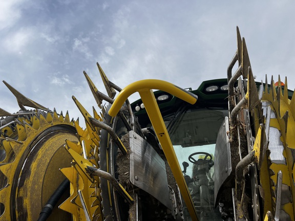 2022 John Deere 772 - Photo10