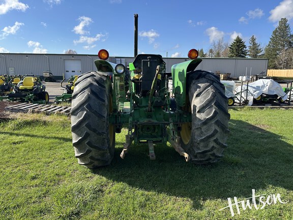 Photo of 1986 John Deere 2350
