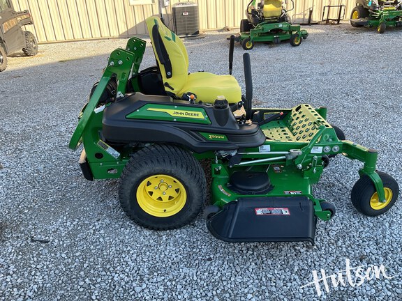Photo of 2024 John Deere Z930M