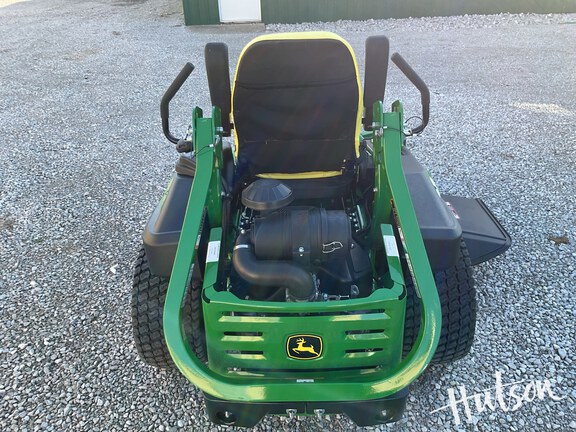 Photo of 2024 John Deere Z930M