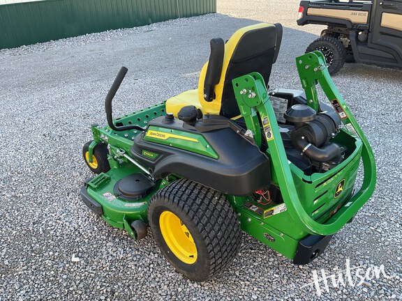 Photo of 2024 John Deere Z930M