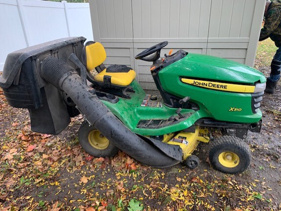 Photo of 2013 John Deere X310