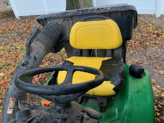 Photo of 2013 John Deere X310