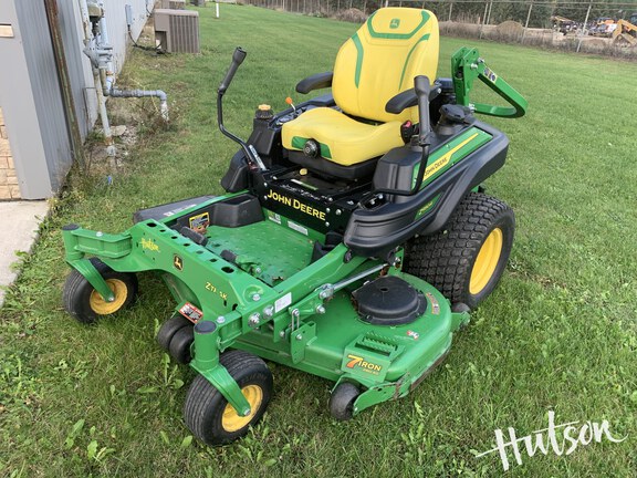 Photo of 2024 John Deere Z950R