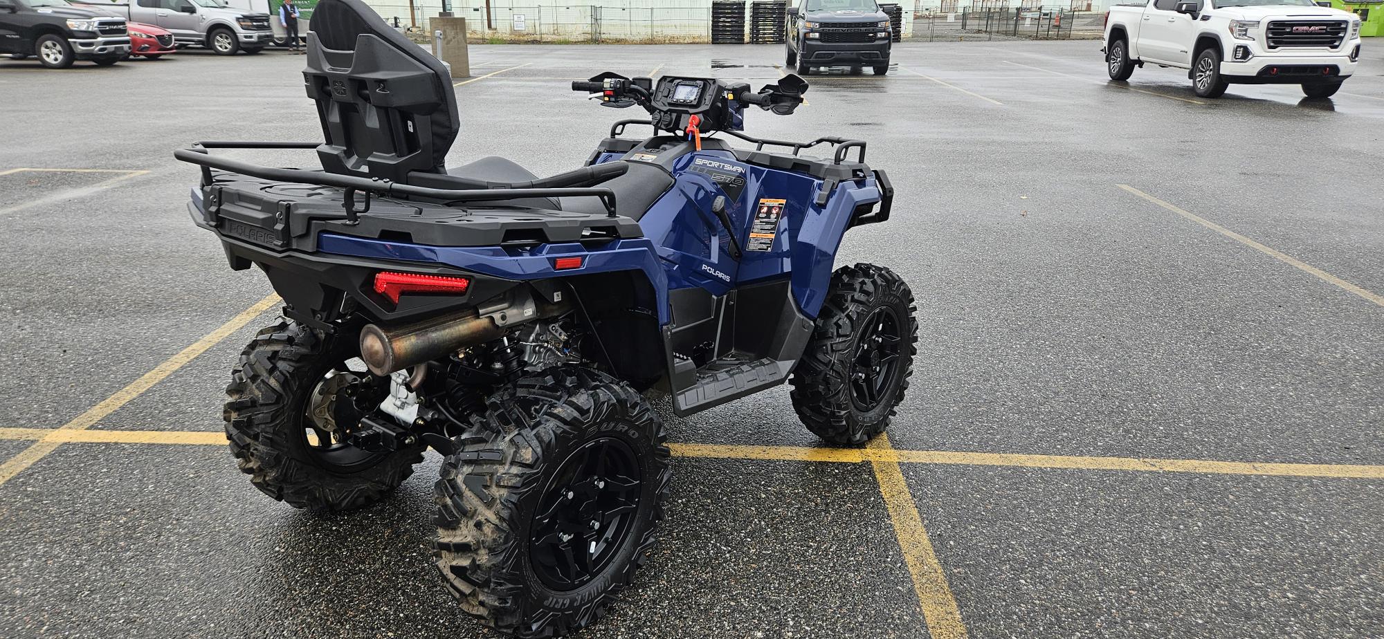 2025 Polaris SPORTSMAN TOURING Image 3