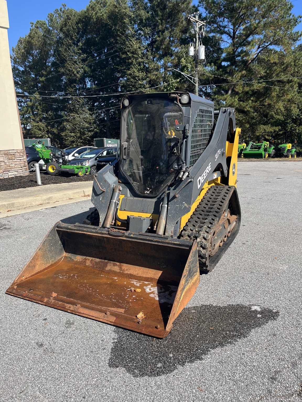 2016 John Deere 317G Image 1