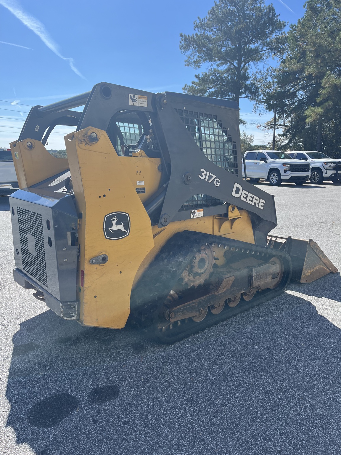 2016 John Deere 317G Image 5