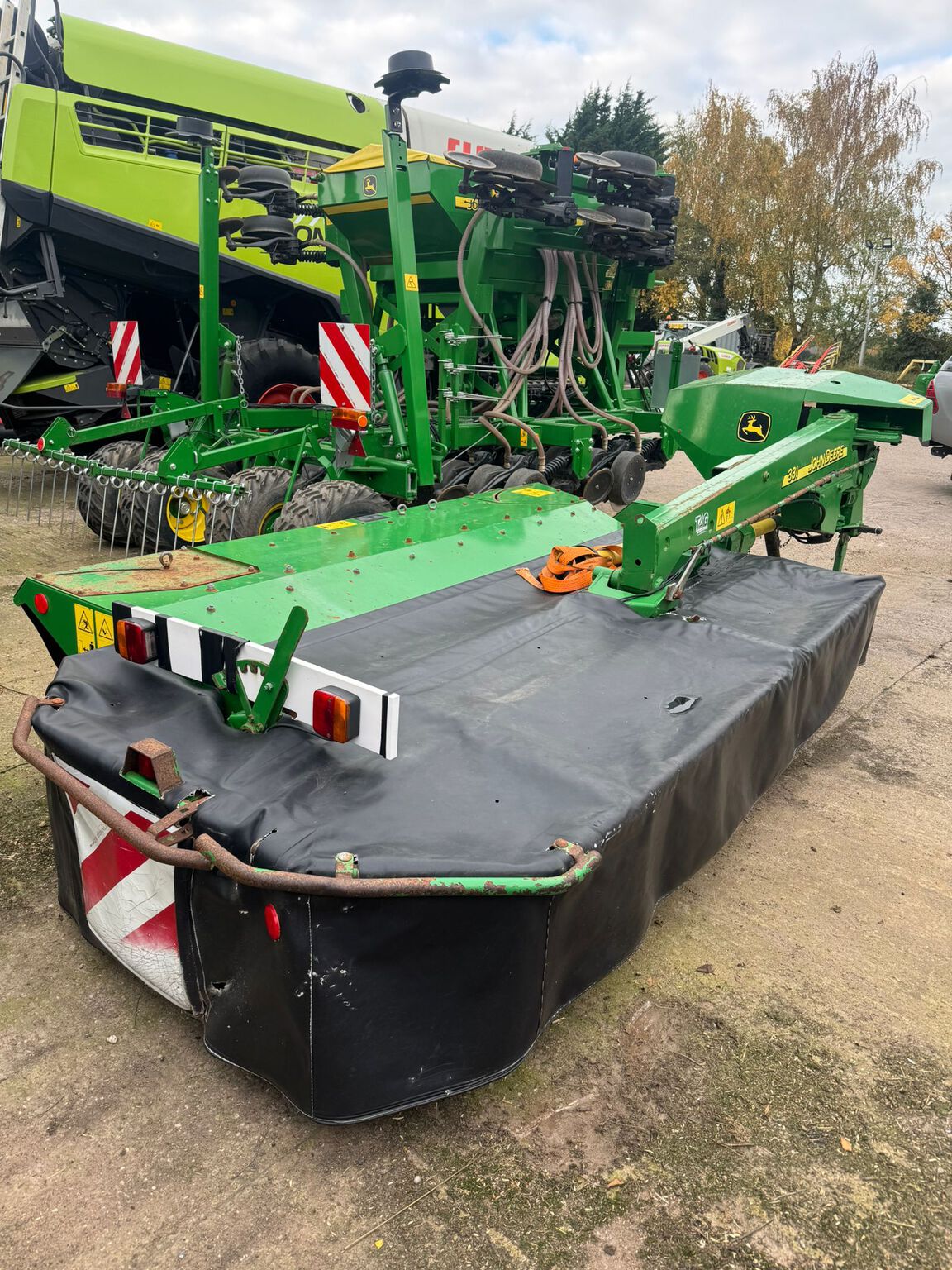 2006 John Deere 331