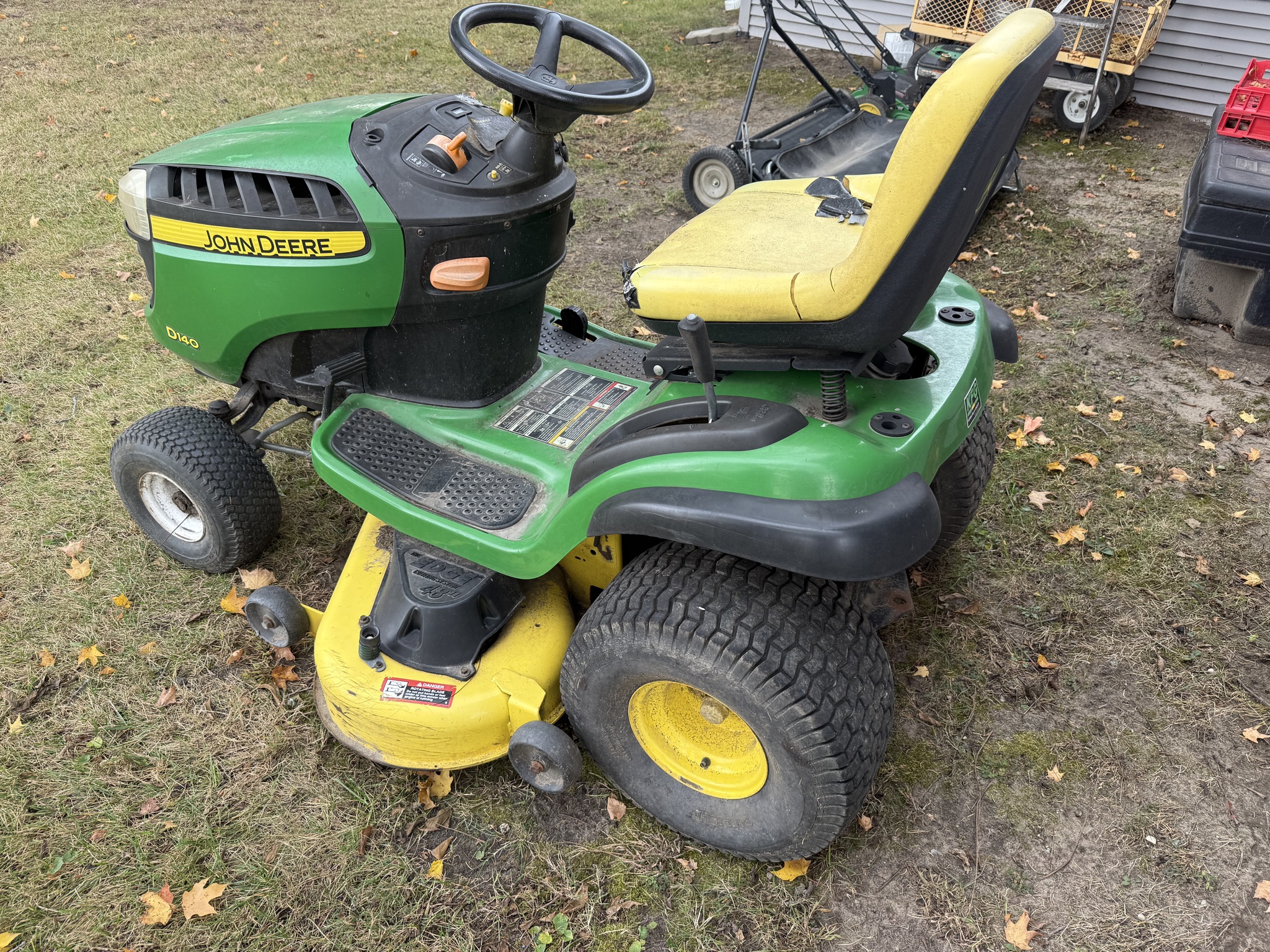 2017 John Deere D140 Image 7