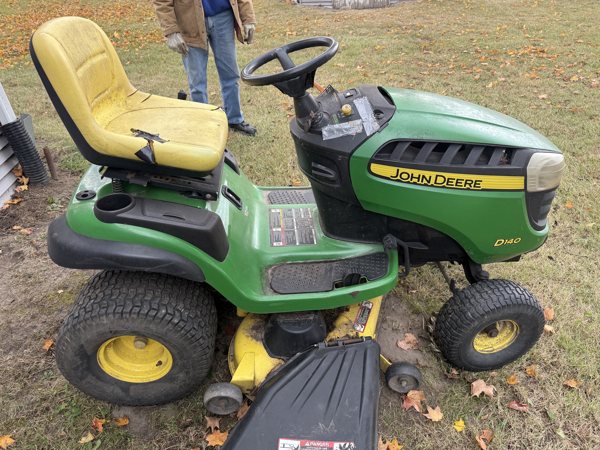 2017 John Deere D140 Image 2