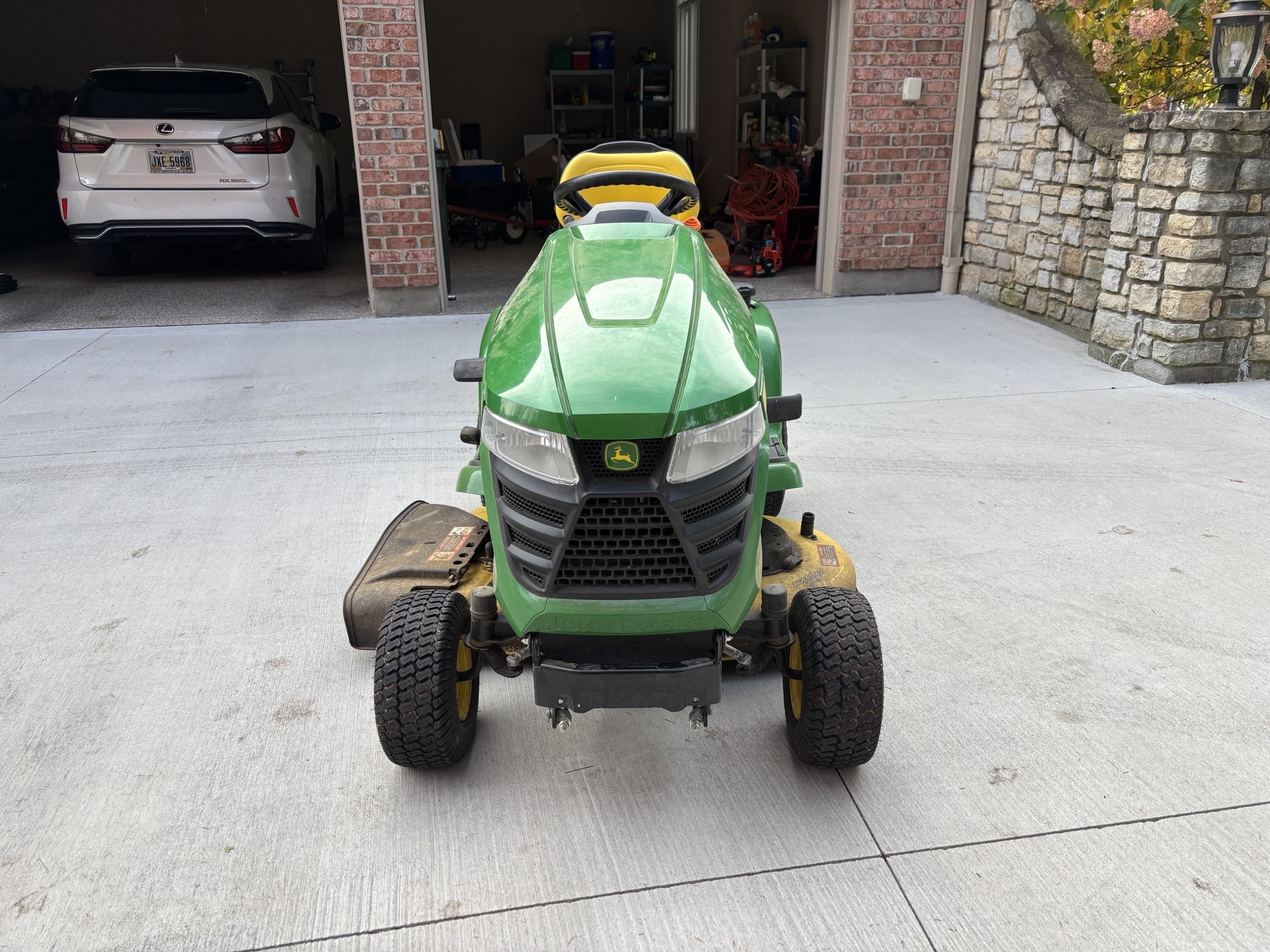 Used 2020 John Deere X350 Lawn & Garden Tractors at Koenig Equipment in Lebanon, OH - PhotoXL2