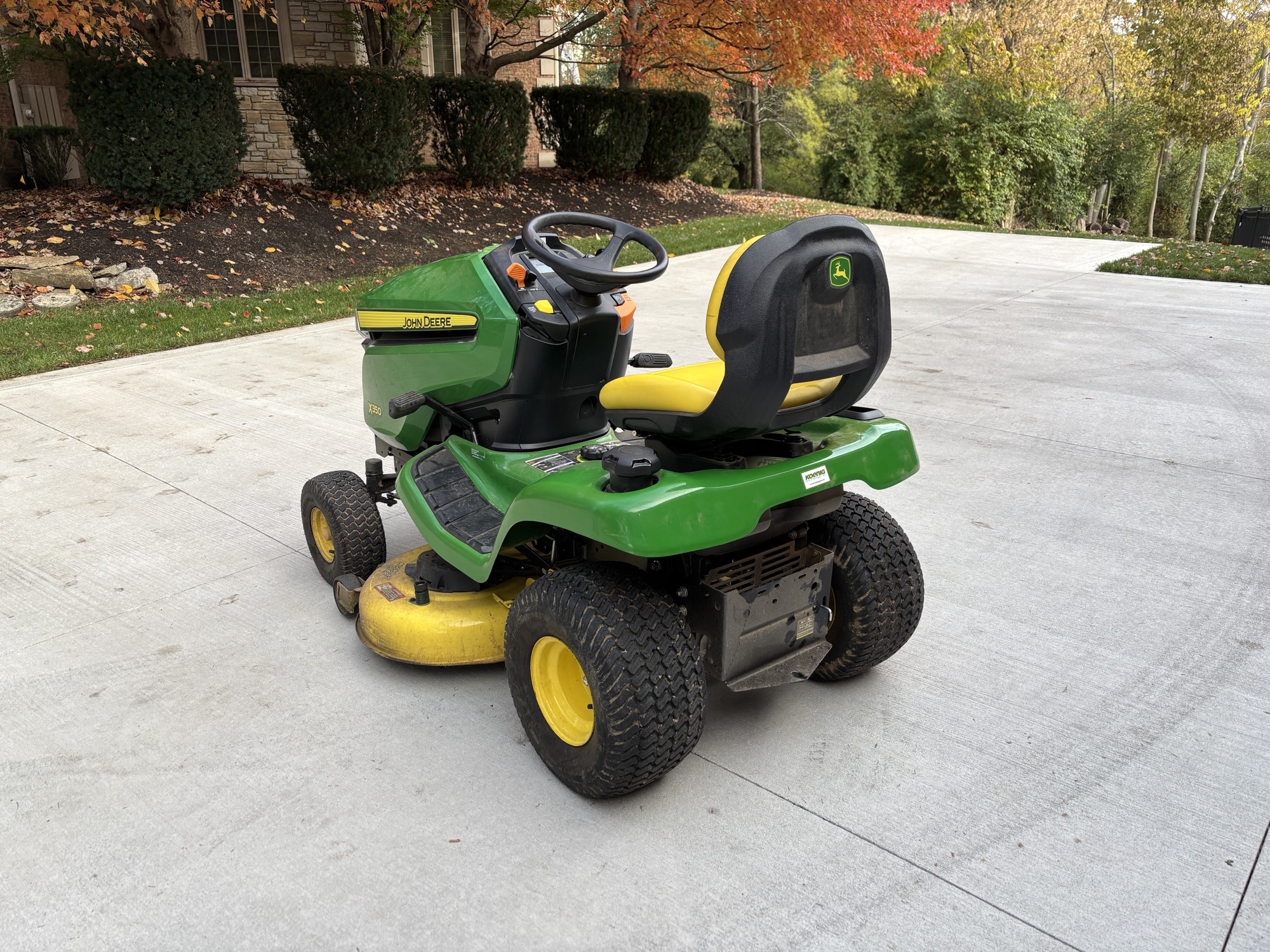 Used 2020 John Deere X350 Lawn & Garden Tractors at Koenig Equipment in Lebanon, OH - PhotoXL3