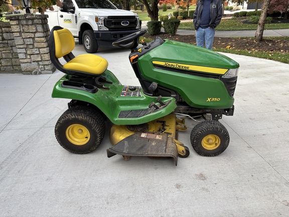 Used 2020 John Deere X350 Lawn & Garden Tractors at Koenig Equipment in Lebanon, OH - Photo6