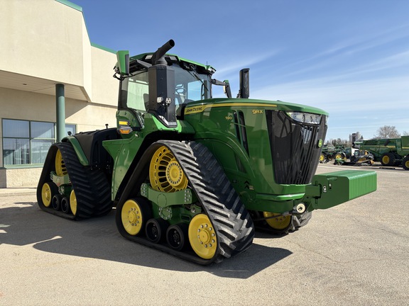 Used 2025 John Deere 9RX 590 Track Tractors at Horizon Ag & Turf in Edmonton West, AB - Photo3