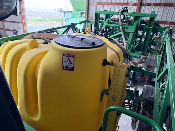 Photo of 2018 John Deere R4030