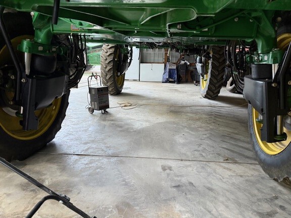 Photo of 2018 John Deere R4030