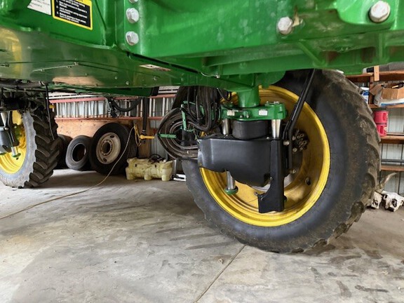Photo of 2018 John Deere R4030