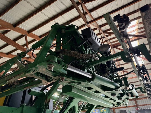 Photo of 2018 John Deere R4030