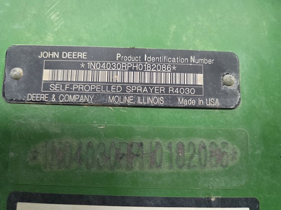 Photo of 2018 John Deere R4030