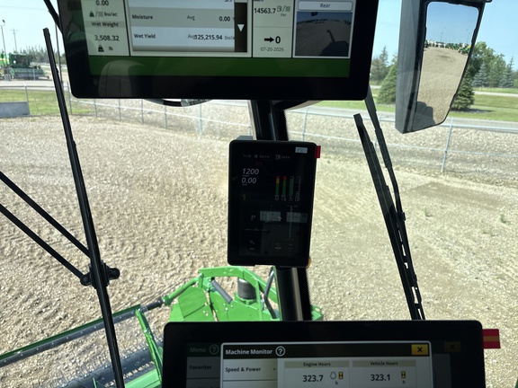 Used 2025 John Deere S7 900 Combines at Horizon Ag & Turf in Lloydminster, AB - Photo20