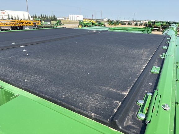 Used 2025 John Deere S7 900 Combines at Horizon Ag & Turf in Lloydminster, AB - Photo13