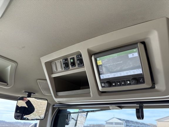 2025 John Deere 9RT 590 - Photo11