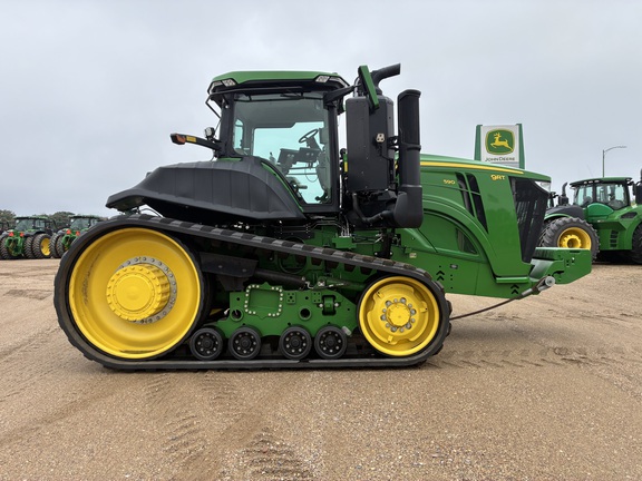 2025 John Deere 9RT 590 - Photo4