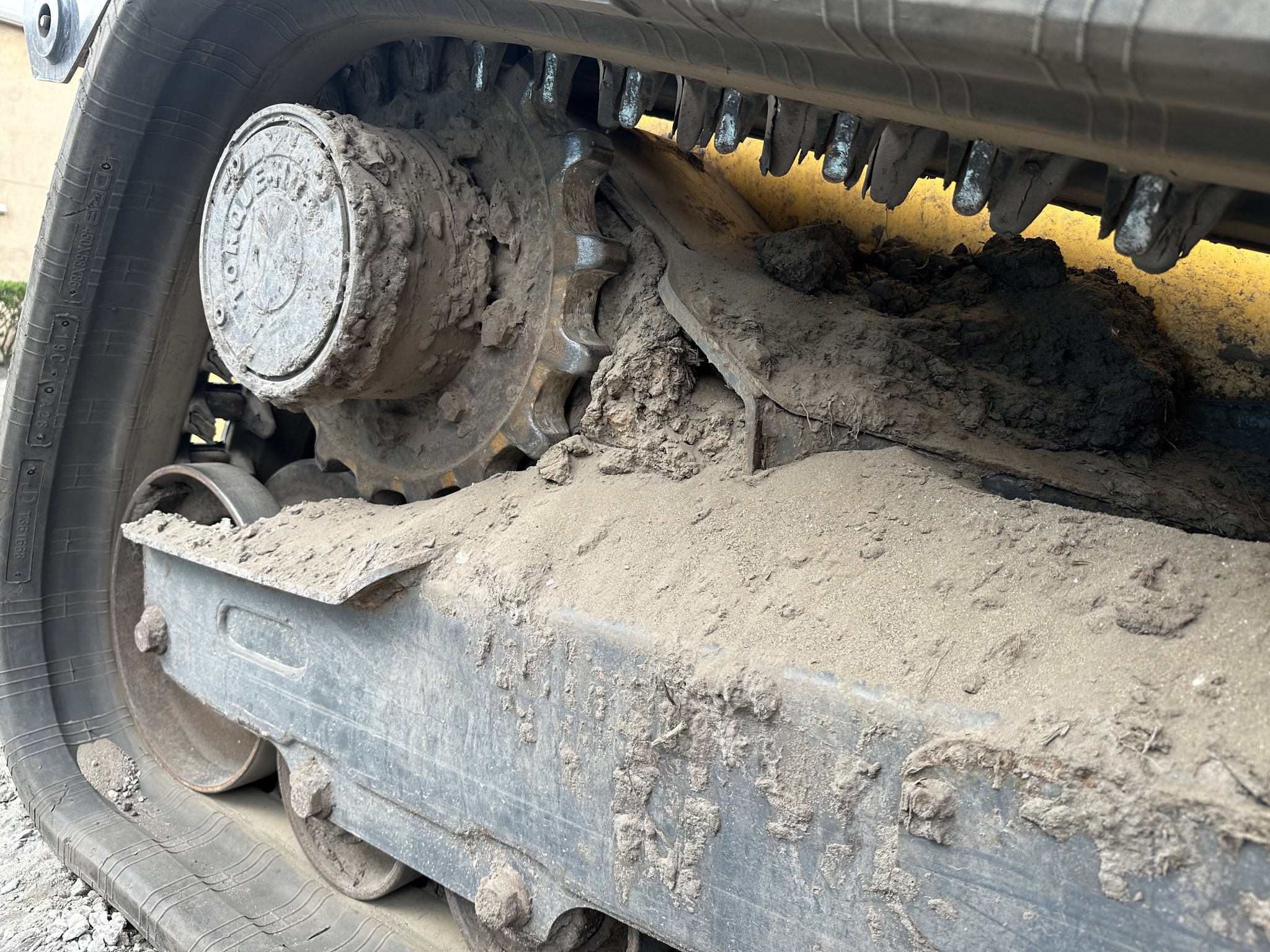 2021 John Deere 333G Image 6