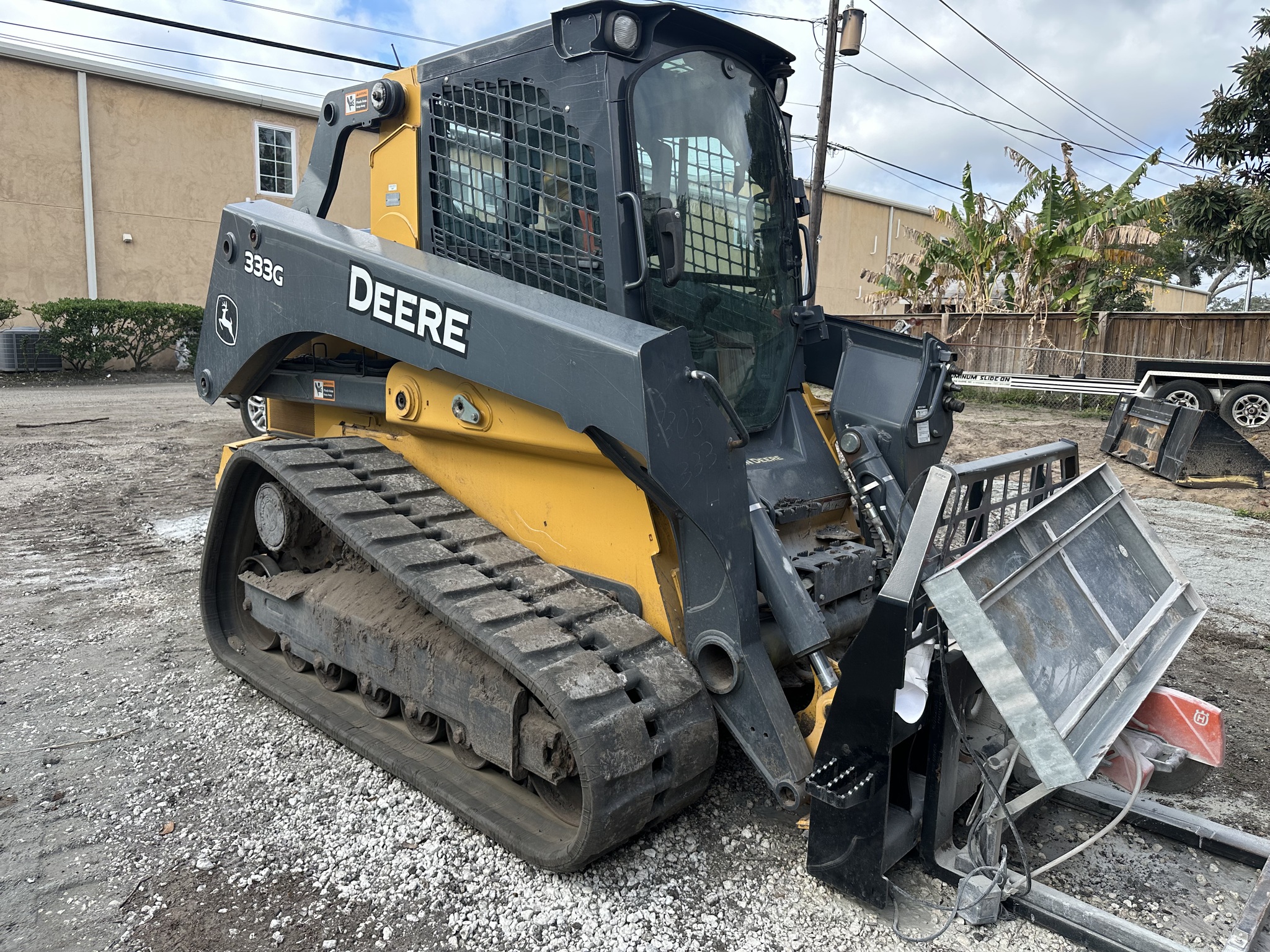 2021 John Deere 333G Image 2