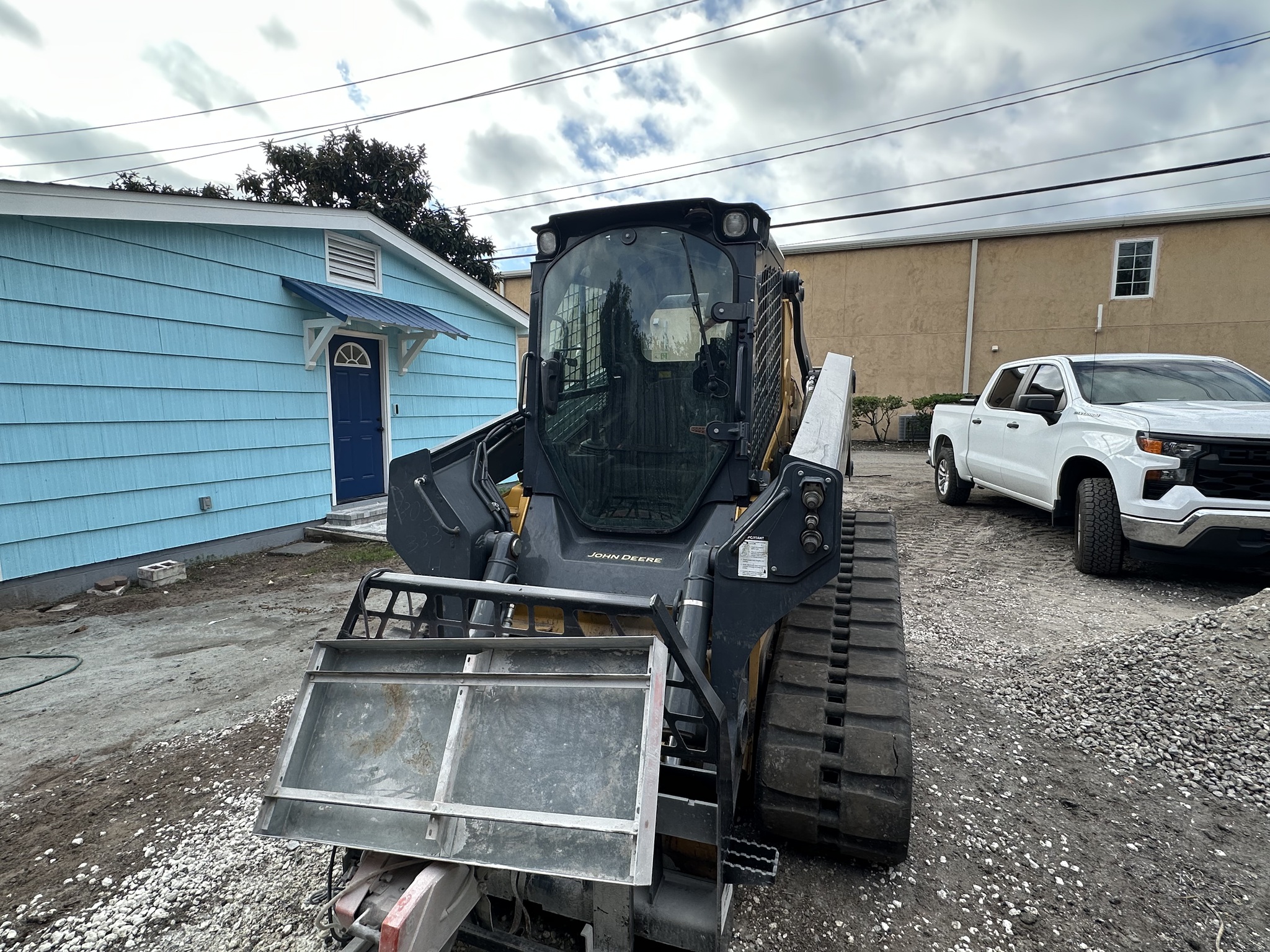 2021 John Deere 333G Image 4