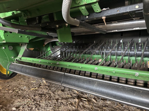 2021 John Deere 560M - Photo16