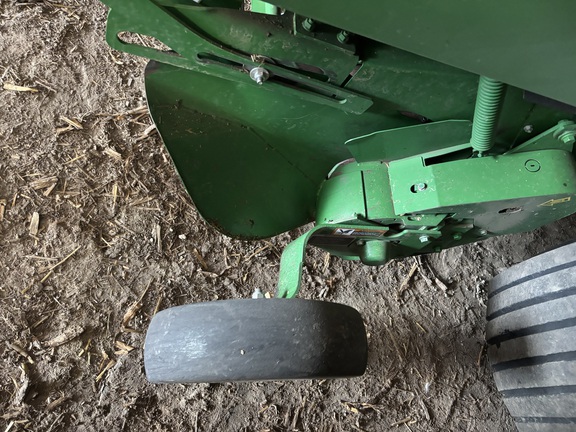 2021 John Deere 560M - Photo18