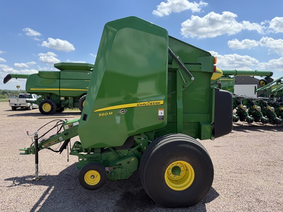 2021 John Deere 560M - Photo6