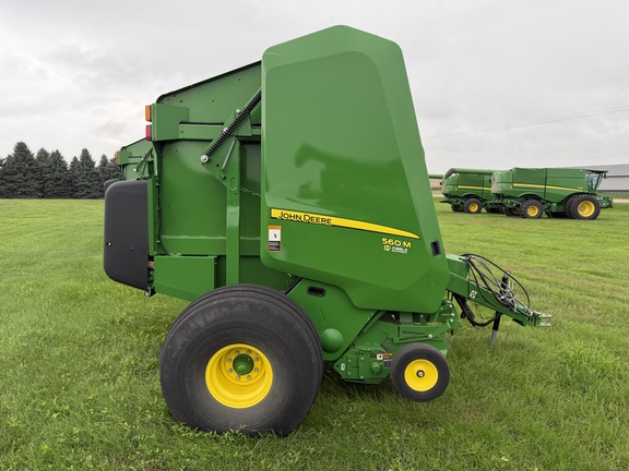 2021 John Deere 560M - Photo2