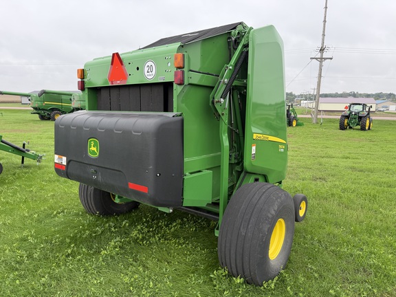 2021 John Deere 560M - Photo3