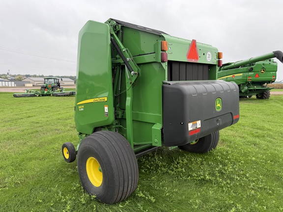 2021 John Deere 560M - Photo5