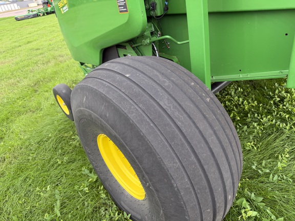 2021 John Deere 560M - Photo14