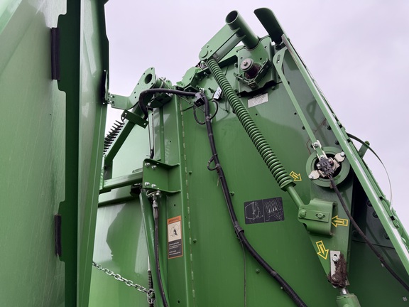 2021 John Deere 560M - Photo26