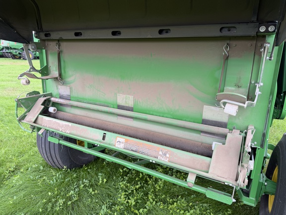 2021 John Deere 560M - Photo29