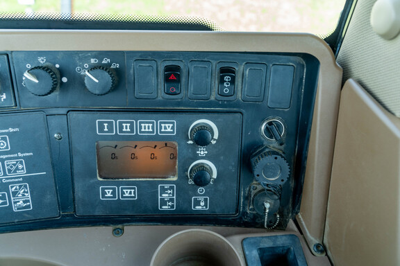 Used 2010 John Deere 9530 Articulated 4WD Tractors at Koenig Equipment in Anna, OH - Photo30