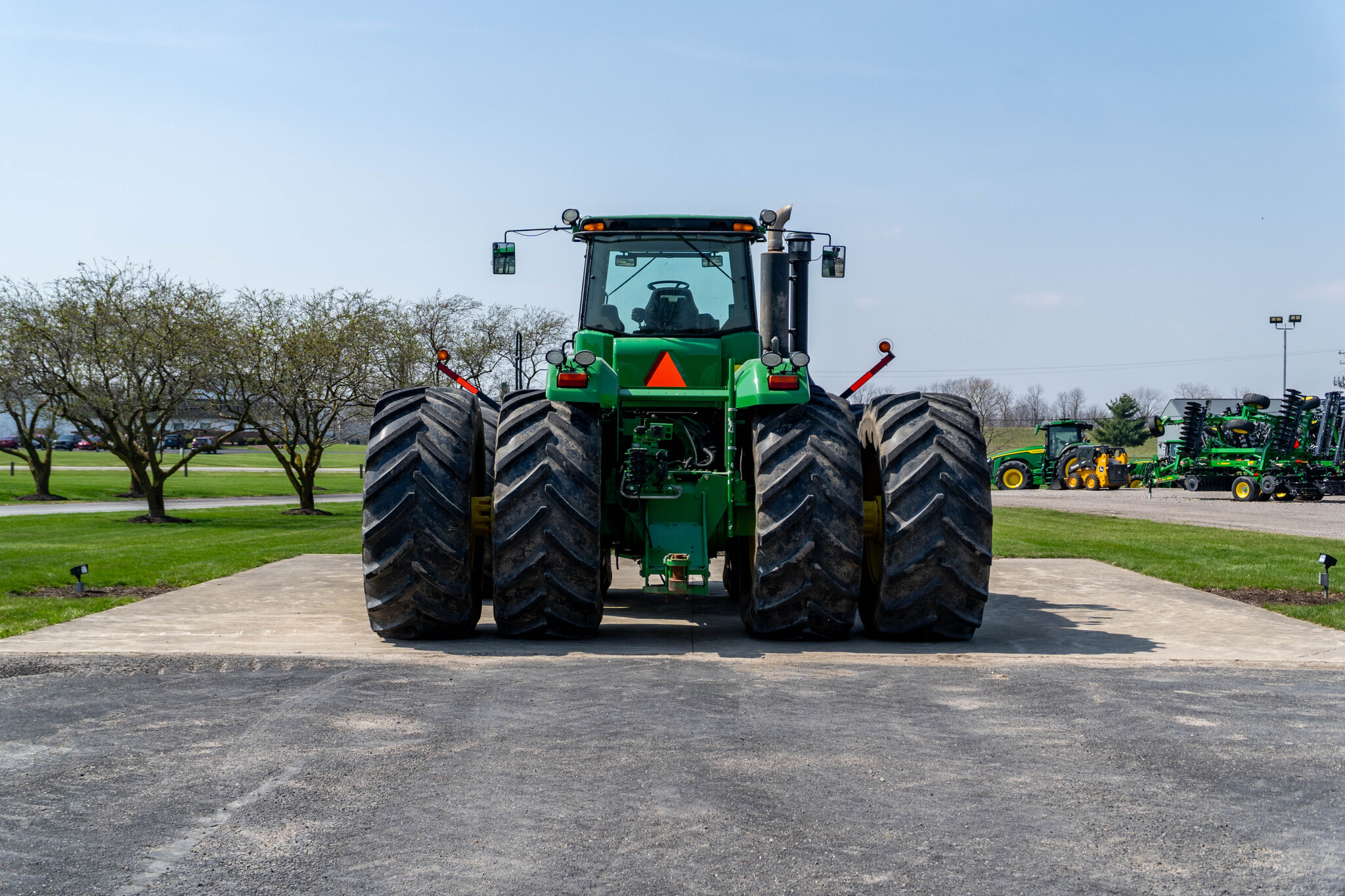 Used 2010 John Deere 9530 Articulated 4WD Tractors at Koenig Equipment in Anna, OH - PhotoXL3