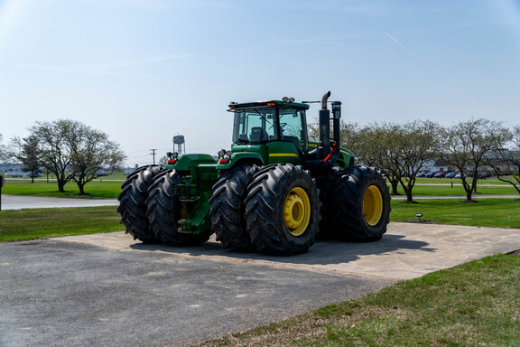 Used 2010 John Deere 9530 Articulated 4WD Tractors at Koenig Equipment in Anna, OH - Photo4