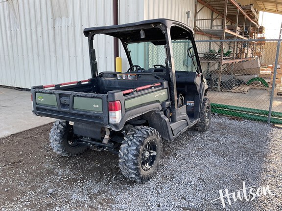 Photo of 2021 John Deere XUV 835M