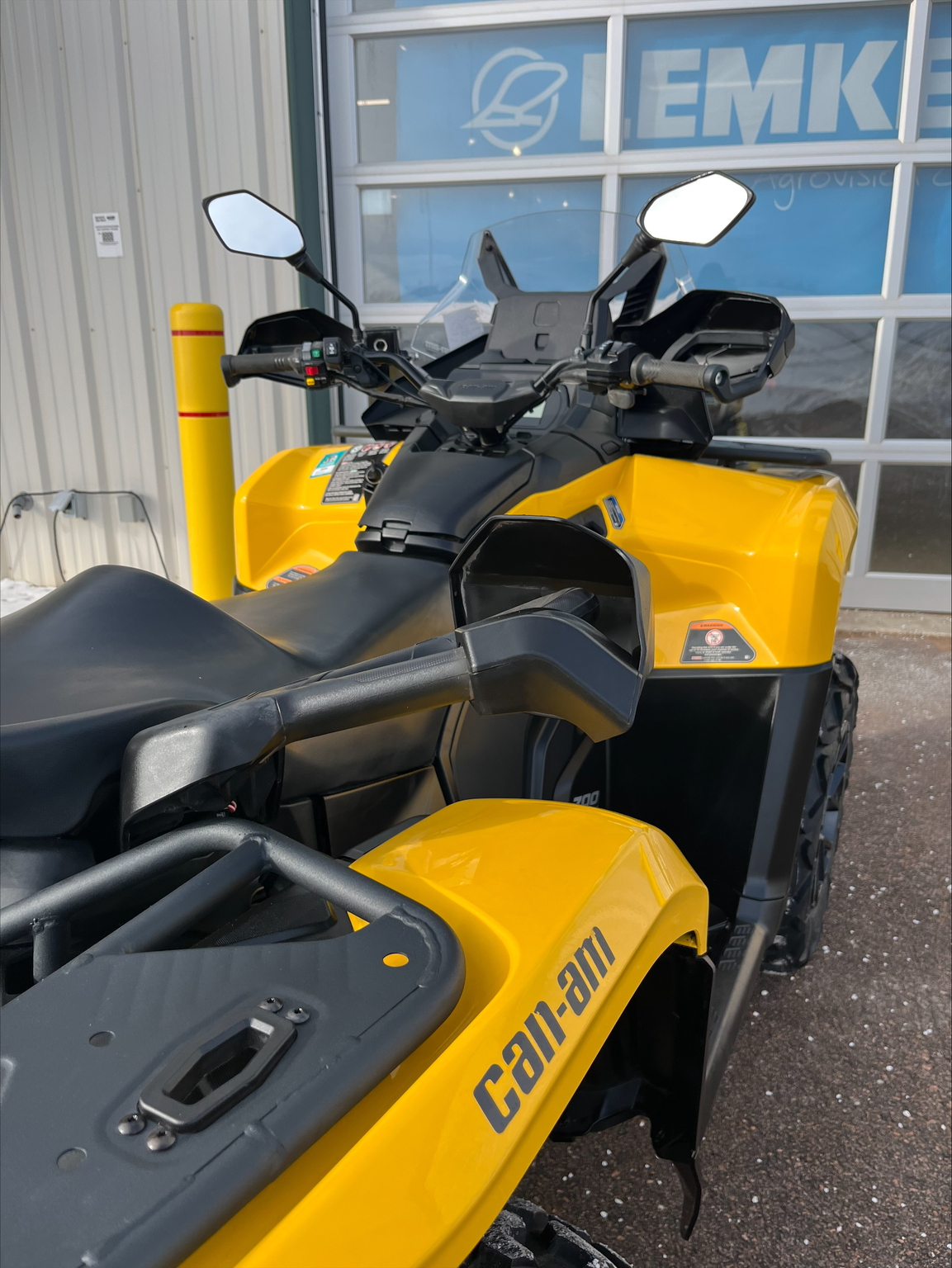 2024 Can-Am Outlander Max XT 700 Image 7