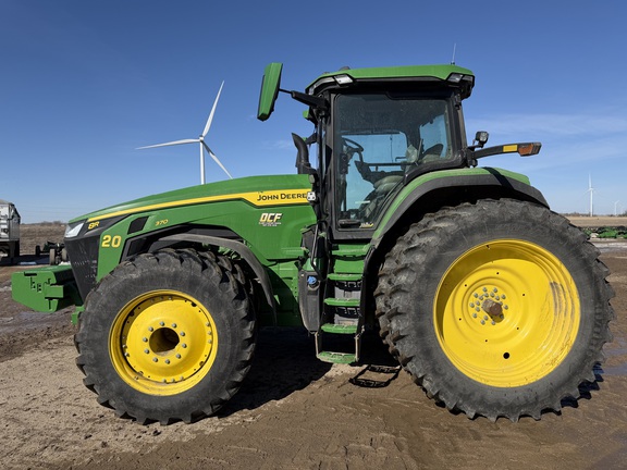 2025 John Deere 8R 370 - Photo6